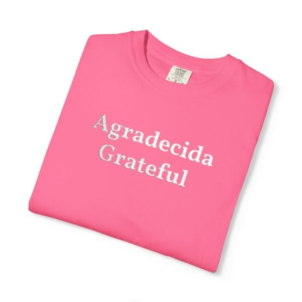 5526441130583857507_2048.jpeg Grateful "Agradecida" Tee — Garment-Dyed Spanish Gratitude T-Shirt