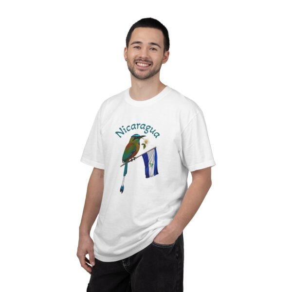 17063728479230365537_2048.jpeg Nicaraguan Motmot Bird Nicaragua Flag T-shirt | Travel Tee, Central America