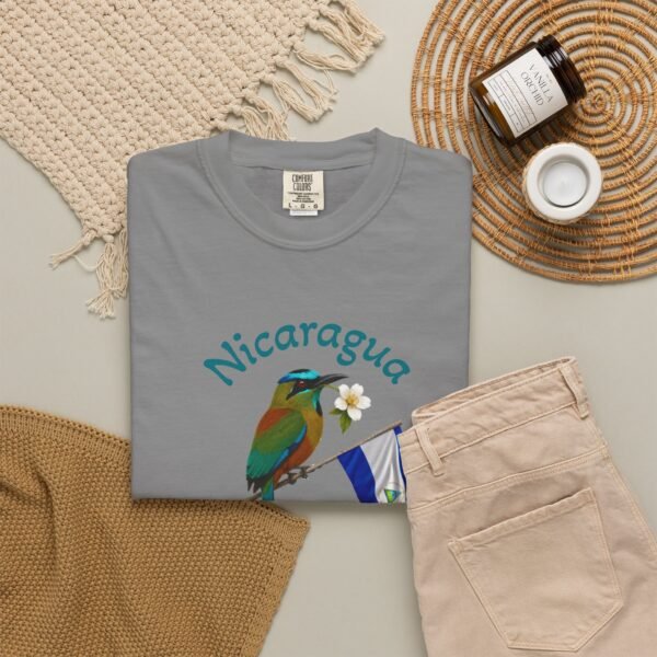 3637386680593813140_2048.jpeg Nicaraguan Motmot Bird Nicaragua Flag T-shirt | Travel Tee, Central America