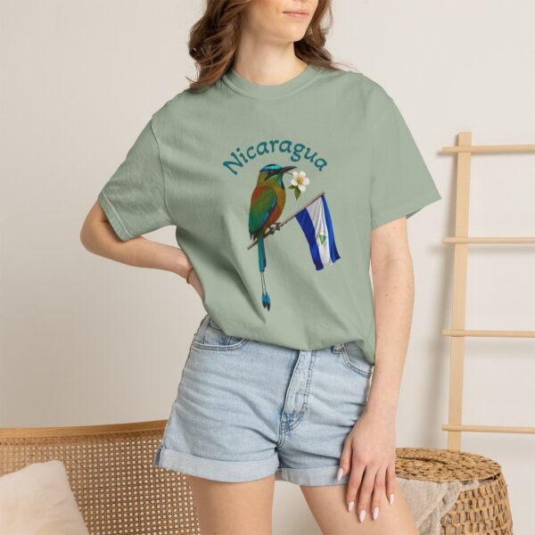 4170377113881700648_2048.jpeg Nicaraguan Motmot Bird Nicaragua Flag T-shirt | Travel Tee, Central America